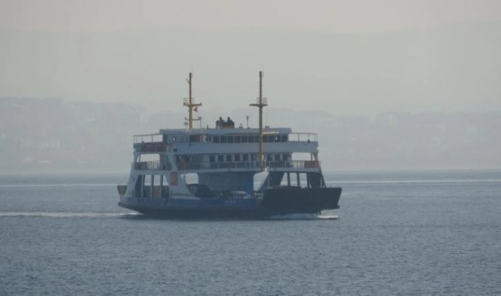 Gökçeada ve Bozcaada feribot hattındaki bazı seferler iptal edildi