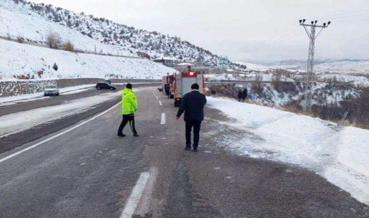 Gümüşhane'de feci kaza... Otomobil şarampole devrildi: 2'si çocuk 6 yaralı