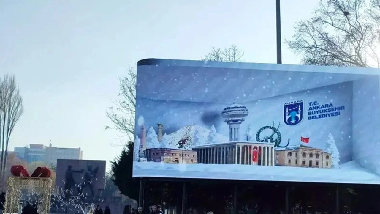 Güvenpark'ta sit alanına dikilmişti! Reklam panosu için karar