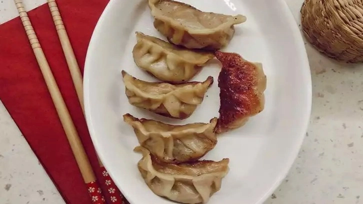 Gyoza Çin mantısı tarifi farklı bir lezzet arıyorsanız...