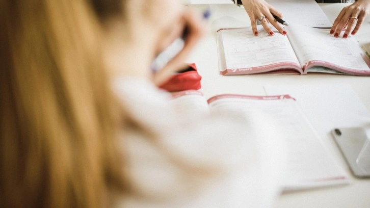 Hacettepe Üniversitesi taban puanları 2022 2 yıllık-4 yıllık bölüm puanları-kontenjan bilgisi