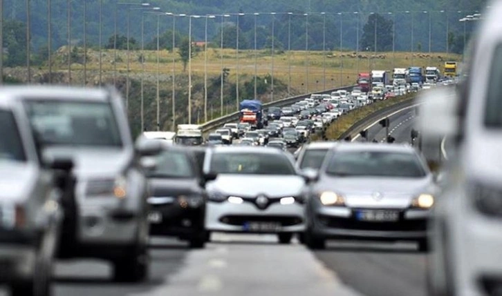 Haftanın ilk iş gününde yol durumu: Karayollarında ve trafikte son durum