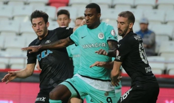 Haji Wright Türkiye Kupası'nda Antalyaspor'a turu getirdi: Antalyaspor 1-0 Manisa FK