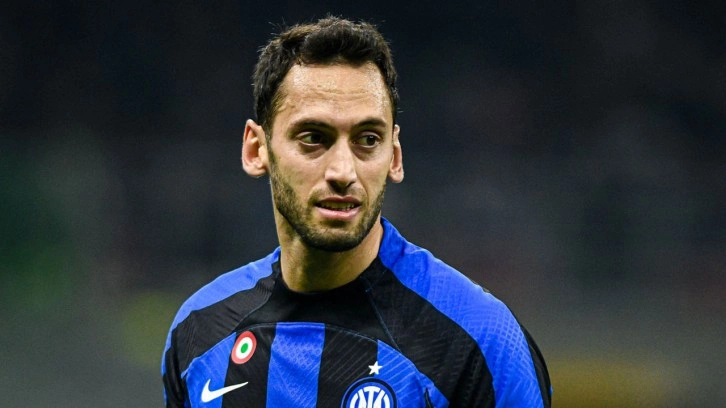 Hakan Çalhanoğlu kararını verdi Hakan Çalhanoğlu Galatasaray'a gidecek mi?