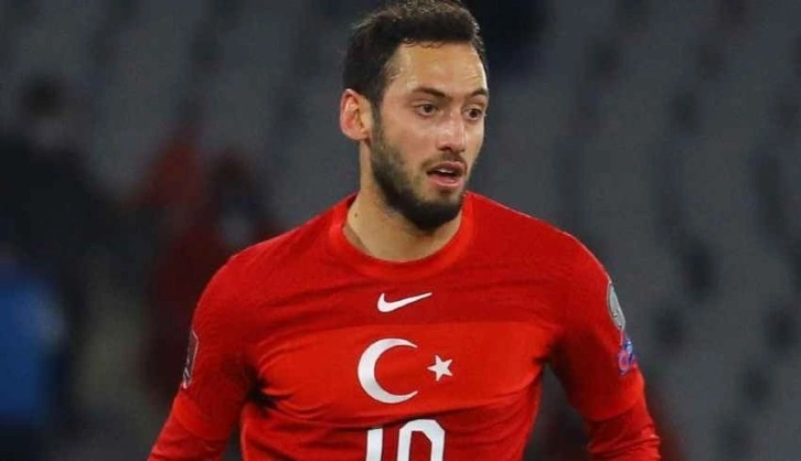 Hakan Çalhanoğlu'ndan BtcTürk'e 2,5 milyon liralık 'sihirbaz' davası