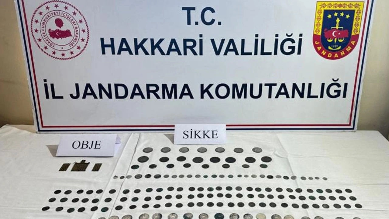 Hakkari'de Bizans dönemine ait 163 sikke ele geçirildi