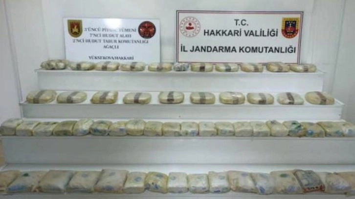 Hakkari'de 69 kilogram uyuşturucu ele geçirildi