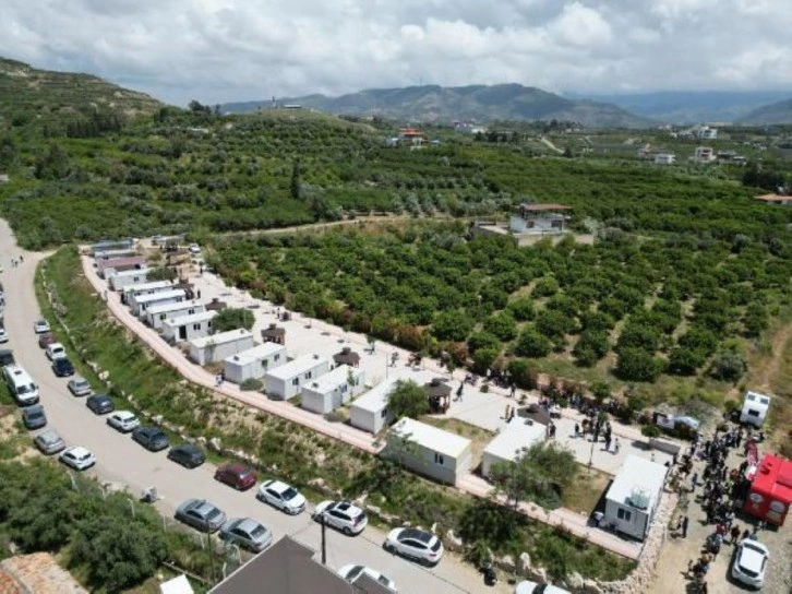 Hatay'da Depremzedeler İçin Konteyner Okul Kuruldu