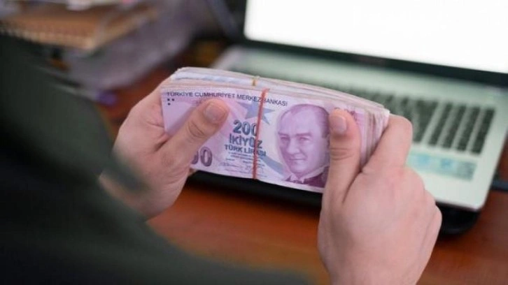 Hazine 2 ihalede 39,1 milyar lira borçlandı