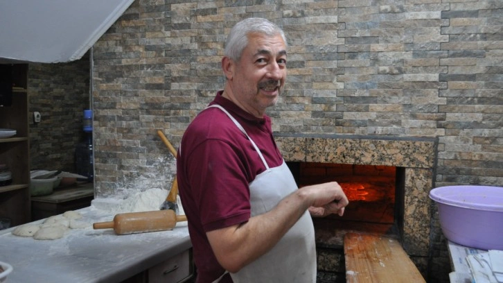 Herkes soğukla mücadele ederken pideciler sıcaktan bunalıyor