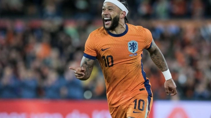 Hollandalı yıldızdan Türkiye maçı için flaş paylaşım