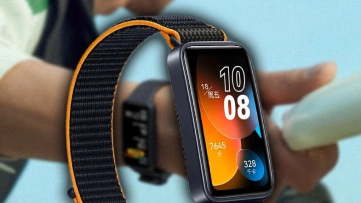 Huawei Band 8 Tanıtıldı: 5 Dakika Şarjla 2 Gün Kullanım!