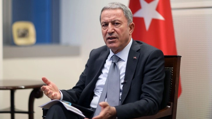 Hulusi Akar: Teröristlere karşı mücadelemizi aralıksız sürdüreceğiz