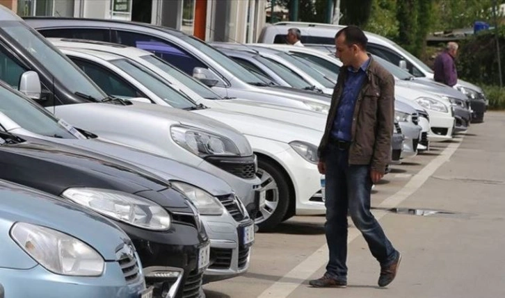 İkinci el otomobilde bayram hareketliliği yerini sessizliğe bıraktı