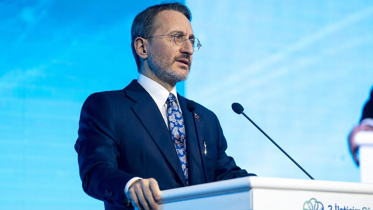 İletişim Başkanı Fahrettin Altun'dan TRT World'e tebrik