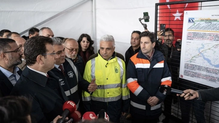 İmamoğlu, yeni yapılan beton metrobüs yolunu 13 durak boyunca deneyimledi!