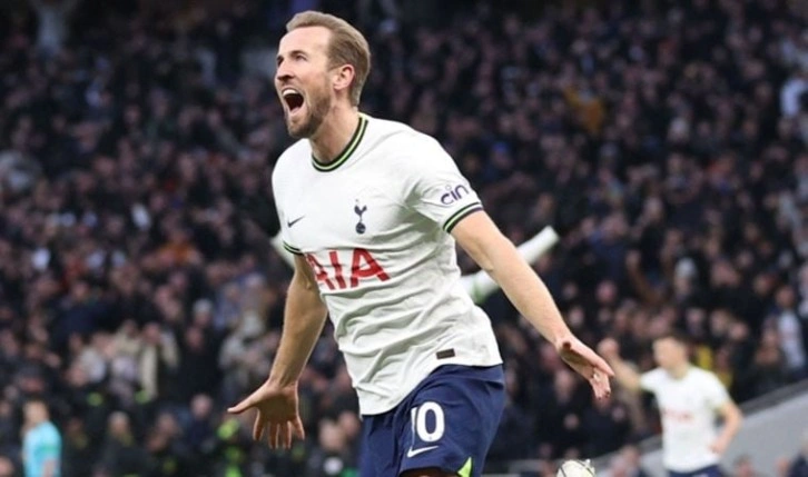 İngiltere Premier Lig'de Harry Kane Manchester City'yi yıktı