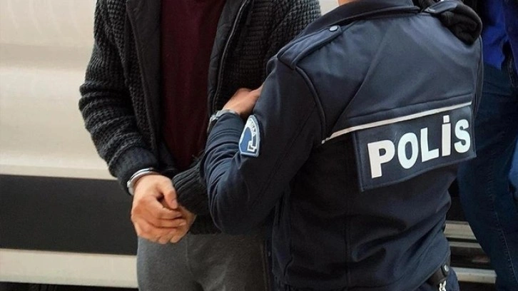 Interpol'denim deyip 1,6 milyon dolandırdı: Altın da isteyince yakalandı