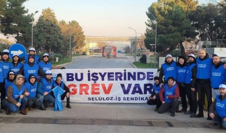 İşçiler yüzde 150 zam için Kartonsan'da greve başladı