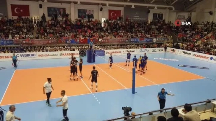 İşitme Engelliler Türkiye Erkek Voleybol Milli Takımı Avrupa Şampiyonu