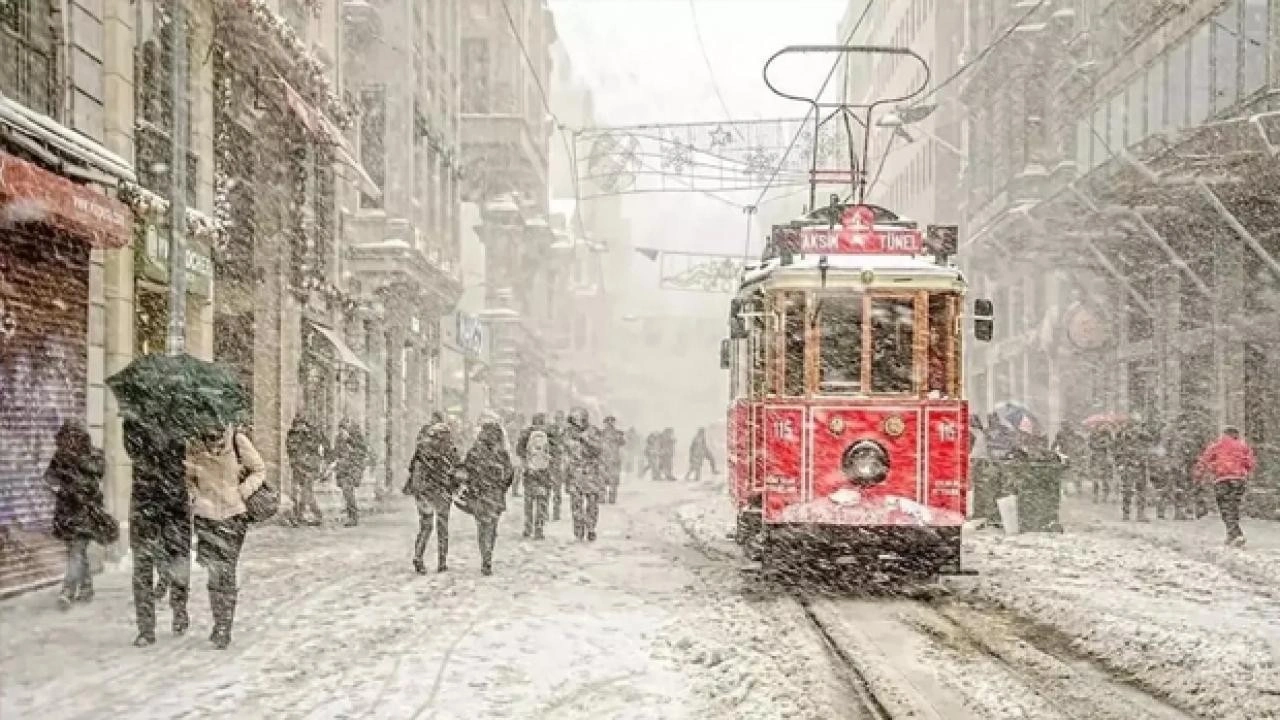 İstanbul'a kar yağacak mı, ne zaman? Uzman isim net konuştu