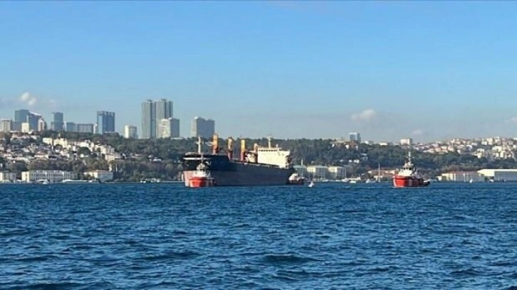 İstanbul Boğazı gemi trafiği güney-kuzey yönlü olarak açıldı