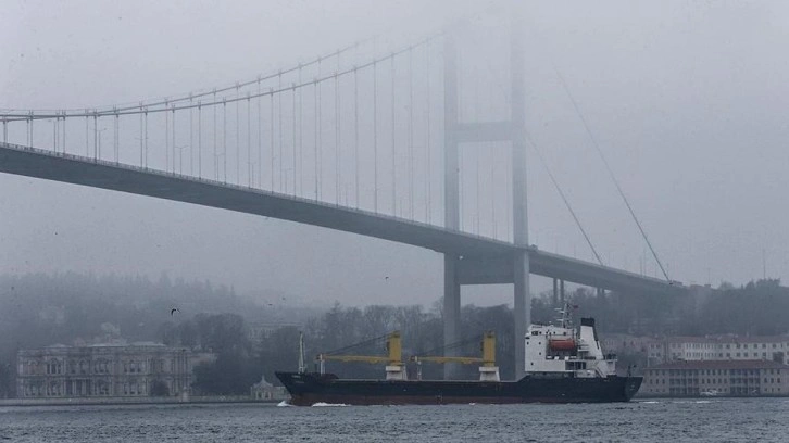 İstanbul Boğazı triatlon nedeniyle gemi geçişlerine kapatıldı