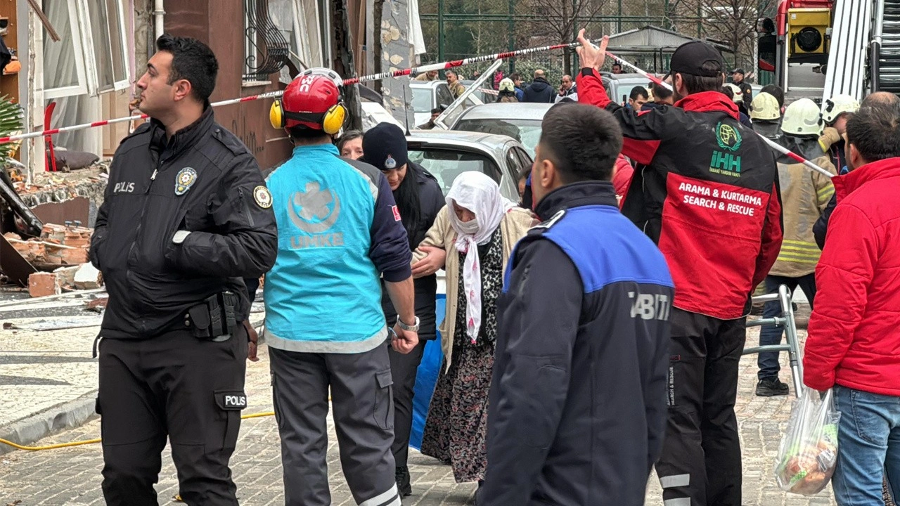 İstanbul'da 14 katlı binada patlama! 1 kişi öldü, 3 kişi yaralandı