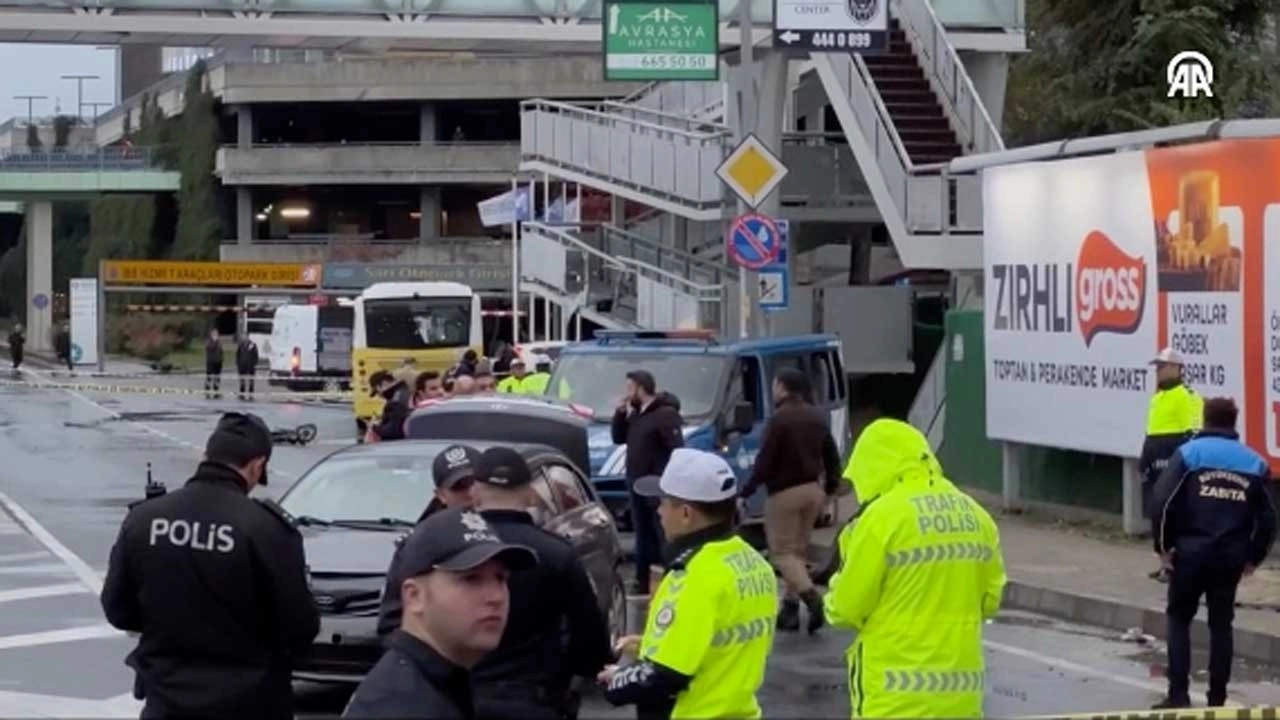 İstanbul'da geci kaza! Trafik polisi şehit oldu