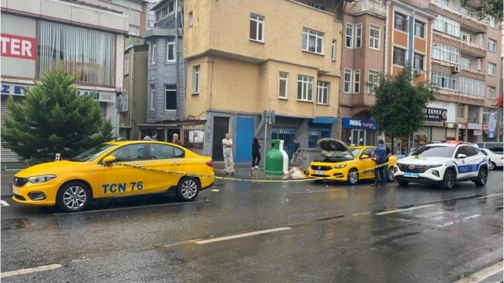 İstanbul'da korku dolu anlar: Taksiden inip rastgele ateş açtı