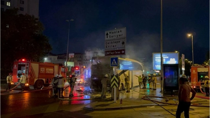 İstanbul'da seyir halindeki yolcu otobüsünde yangın