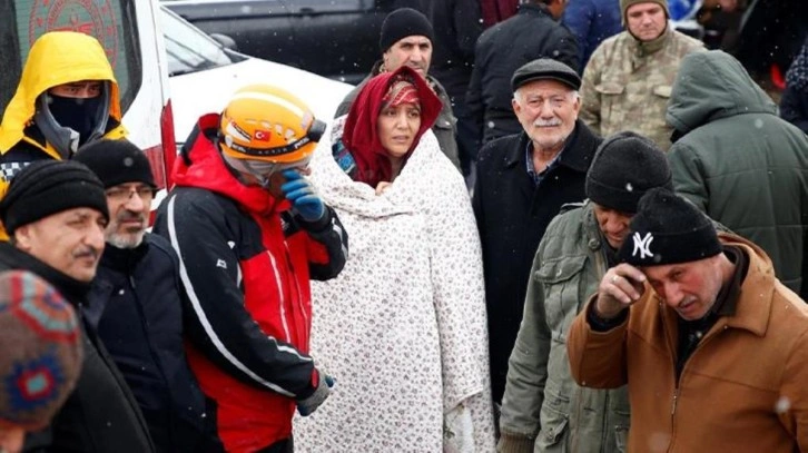 İstanbul Valiliği depremzedelere 