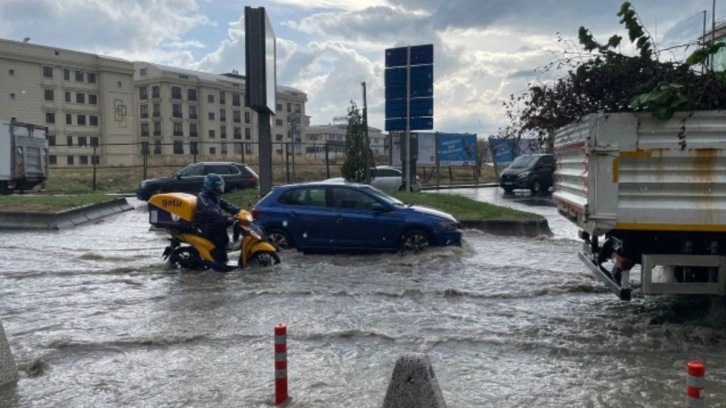 İstanbul Valiliği tatil açıklaması! MEB okullar tatil edildi mi? İstanbul okullar son durum ne?