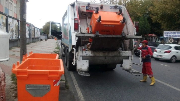 İstanbul'da çöp krizi kapıda! İBB'de işçiler greve gidiyor