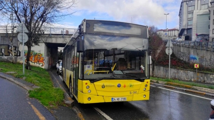 İstanbul’da İETT kazası! Virajı alamayan otobüs duvara çarptı