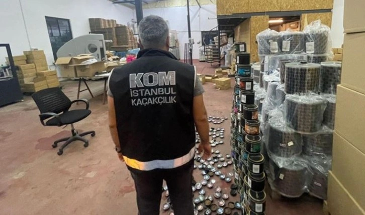 İstanbul'da 'kaçak tütün' operasyonu: 1 ton 777 kg nargile tütünü ele geçirildi