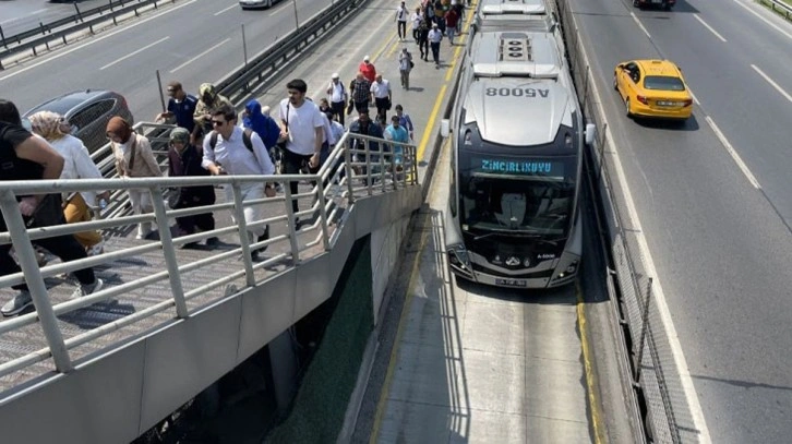 İstanbul'da metrobüslerde çalışmayan klimalar vatandaşı bezdirdi! Tepkiler çığ gibi