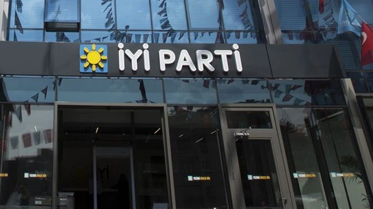 İYİ Parti'de bir istifa daha!