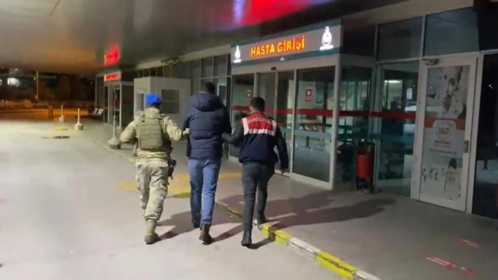 İzmir merkezli FETÖ operasyonunda 5 tutuklama