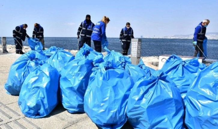 İzmir temizlik için sokağa çıkıyor