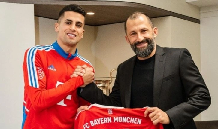 Joao Cancelo'nun yeni adresi Bundesliga oldu