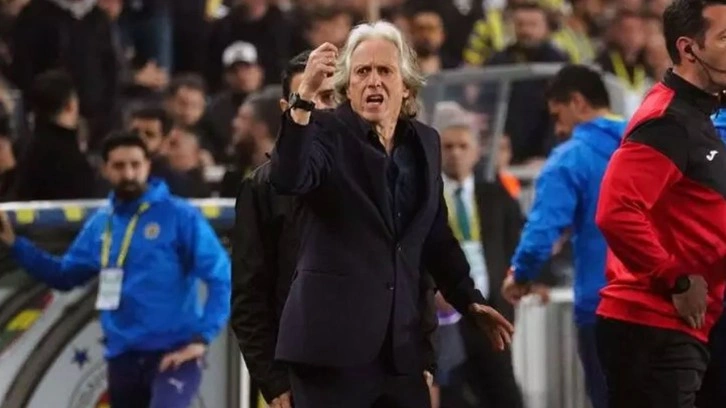 Jorge Jesus isyan etti: VAR penaltımızı vermedi