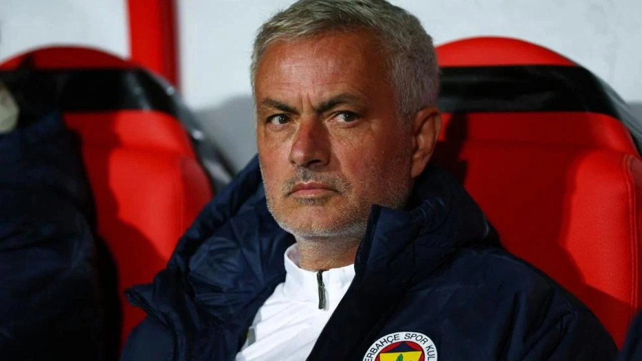 Jose Mourinho'dan 4 değişiklik