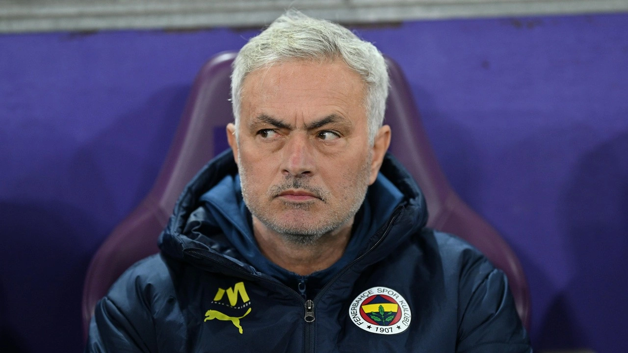 Jose Mourinho'dan derbide yabancı hakem açıklaması