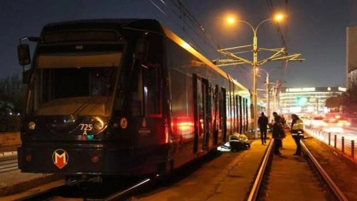 Kabataş-Bağcılar tramvay hattı seferlerinde aksama yaşanıyor