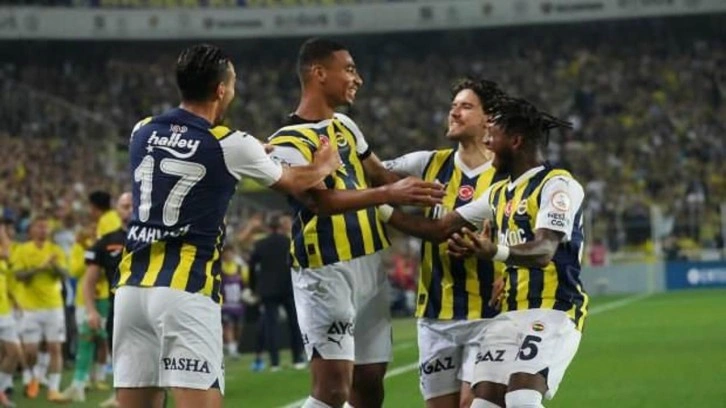 Kadıköy'de dört dörtlük gece! Fenerbahçe yeniden zirvede