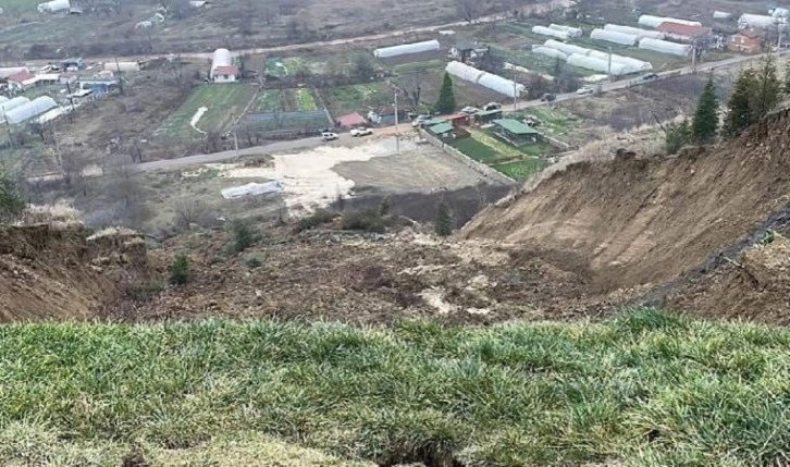 Karabük Üniversitesi'nde heyelan