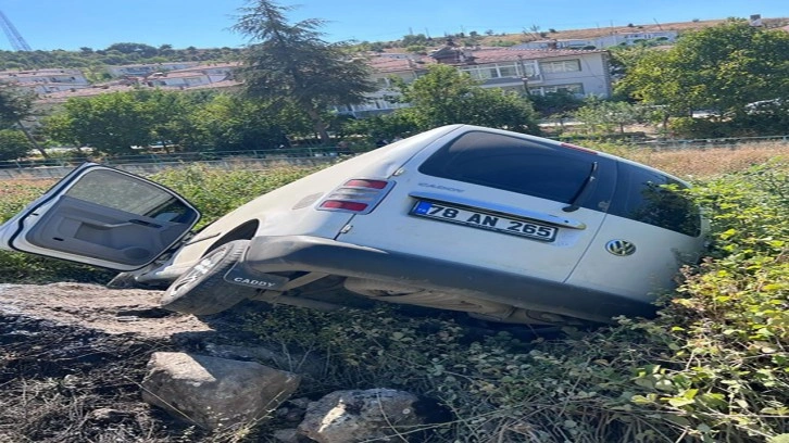 Karabük'te korkunç kaza! Kamyonet şarampole uçtu