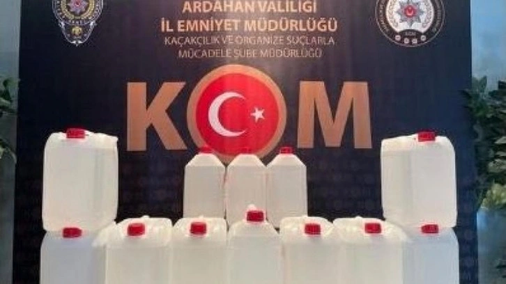 Kargo firmasında 60 litre etil alkol ele geçirildi