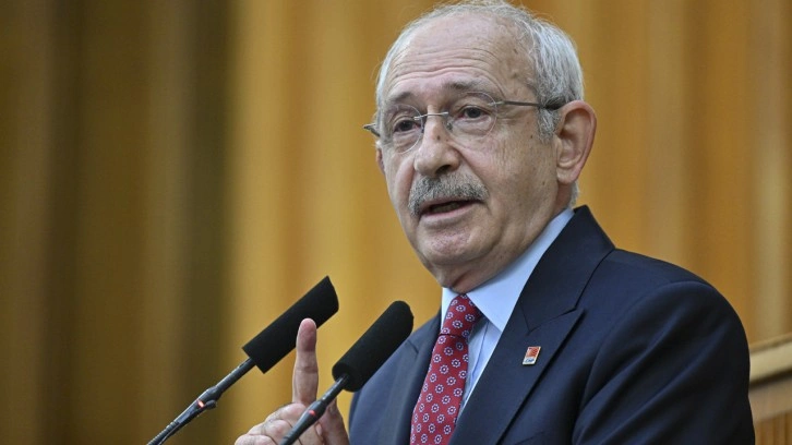 'Kemal Kılıçdaroğlu' pankartı yazım hatası nedeniyle dalga konusu oldu